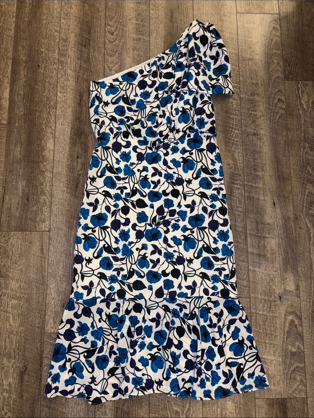 Saloni Silk Juliet Dress in Forget Me Not - Picture 3 of 6